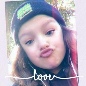 Meet your Posher, Jillian